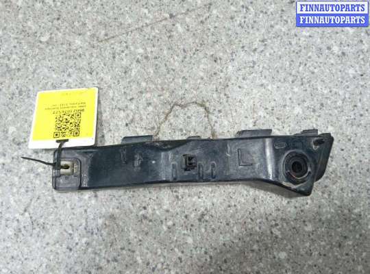 Кронштейн крепления бампера KA611192 на KIA Carens 3 поколение