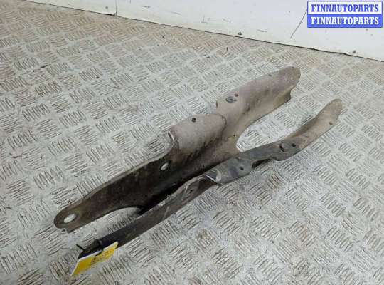 купить Рычаг задний правый на Mercedes S W220