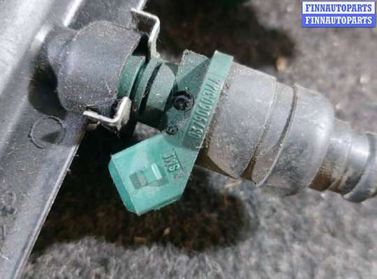 Форсунка топливная на Volkswagen Golf IV (1J)