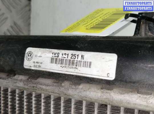 Радиатор основной на Volkswagen Caddy III (2K)