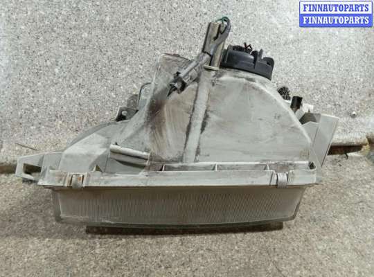 купить Фара правая на TOYOTA Carina E T190