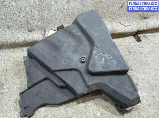 Купить Защита (кожух) ремня ГРМ на RENAULT Scenic 2 Защита (кожух) ремня ГРМ RN1525389 на RENAULT Scenic 2