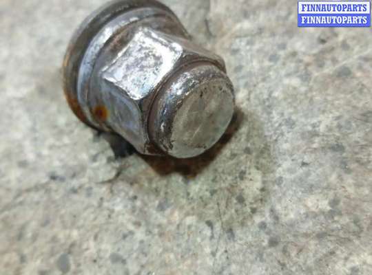 ГАЙКА КОЛЕСНАЯ TT922524 на TOYOTA Prius 3