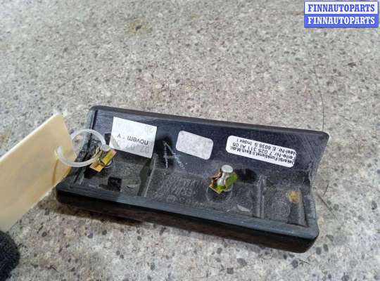 купить Накладка декоративная на торпедо на BMW 7 E65/E66 [рестайлинг]