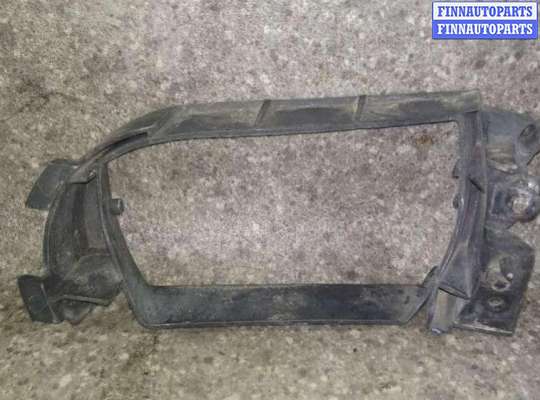 купить Рамка фары противотуманной левой на RENAULT Laguna