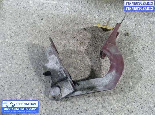 Петля капота на SsangYong Korando II (KJ)
