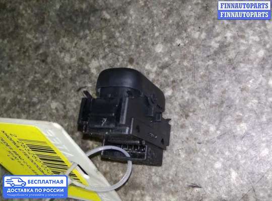 Блок управления стеклоподъёмниками на Mercedes-Benz C (W202)