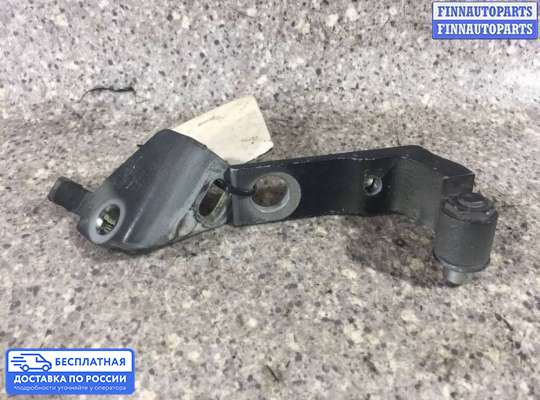 Петля двери на Ford Mondeo IV