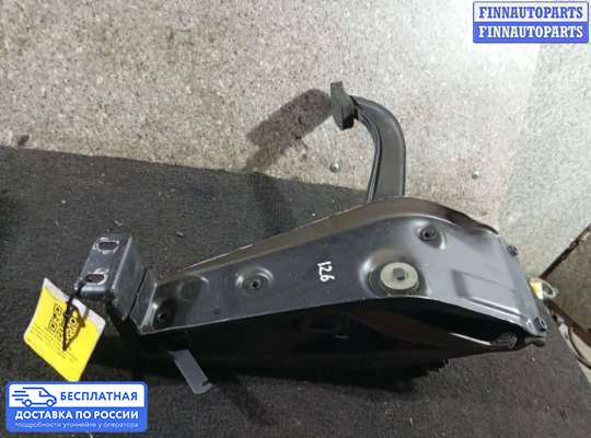 Педальный узел (педаль) на Mercedes-Benz S (W126)