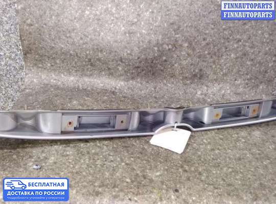 Планка подсветки номера на Opel Omega B