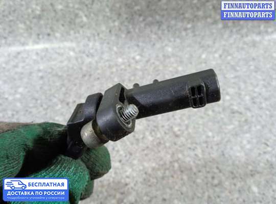 Датчик коленвала на Land Rover Discovery III