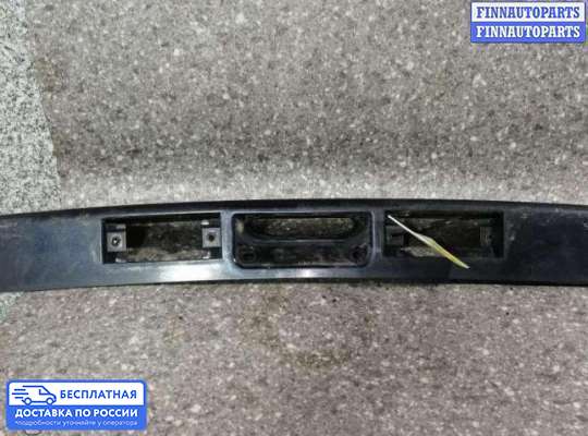 Планка подсветки номера на Dodge Caravan IV (RG, RS)