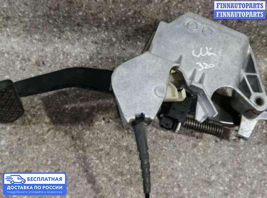 Педальный узел (педаль) на Mercedes-Benz CLK (W208)