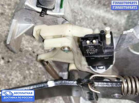 Педальный узел (педаль) на Mercedes-Benz CLK (W208)