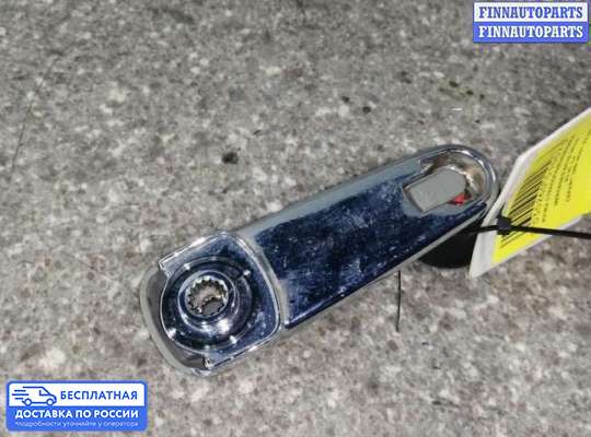 Ручка стеклоподъемника на Mercedes-Benz E (W124)