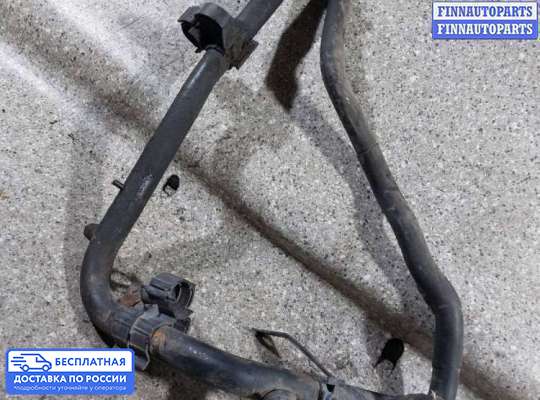 Патрубок (трубка, шланг) на Volkswagen Transporter T4