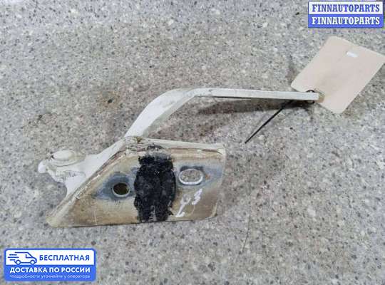Петля капота на Volkswagen Golf III (1H)