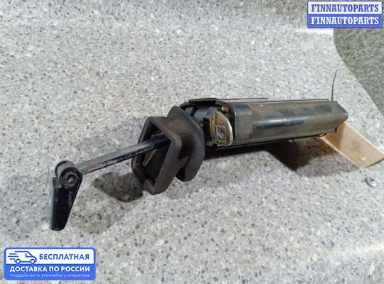 Ограничитель двери на Mercedes-Benz E (W210)