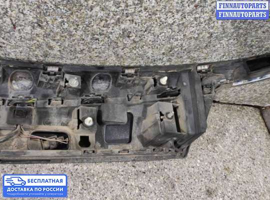 Планка подсветки номера на Opel Insignia