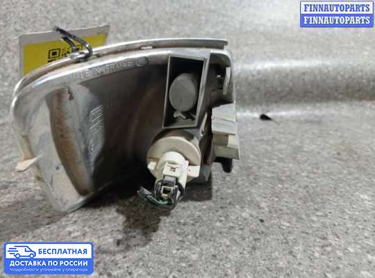 Поворотник передний на Nissan Primera (P11)