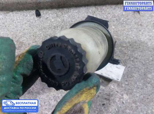 Бачок гидроусилителя на Chrysler Voyager IV (RG)