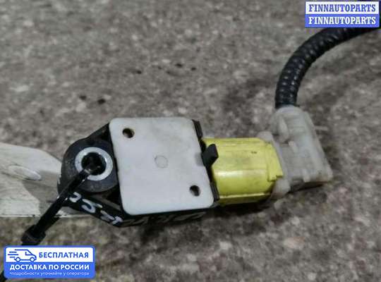 Датчик удара (Airbag) на Toyota Corolla Verso III (AR10)