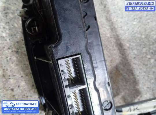Блок управления печкой на Subaru Impreza II (GD, GG)