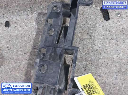 Кронштейн бампера на Volkswagen Caddy III (2K)