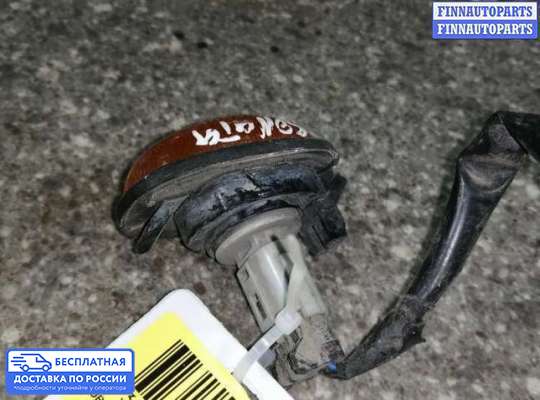 Повторитель поворота в крыло на Hyundai Sonata III (Y3)