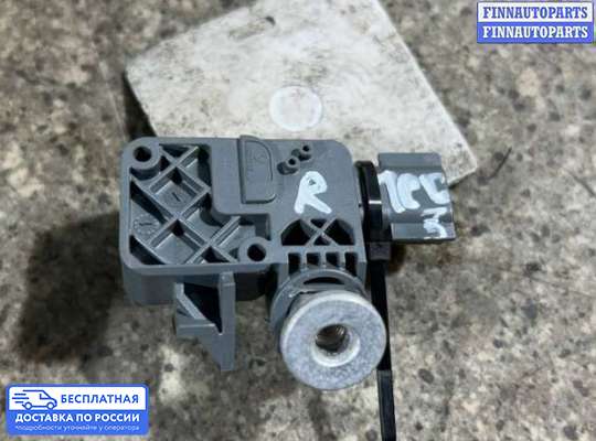 Датчик удара (Airbag) на Renault Megane III