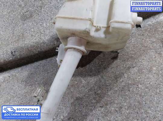 Бачок омывателя на Mazda MPV II LW