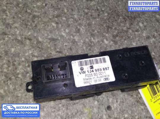 Блок управления стеклоподъёмниками на Volkswagen Golf IV (1J)