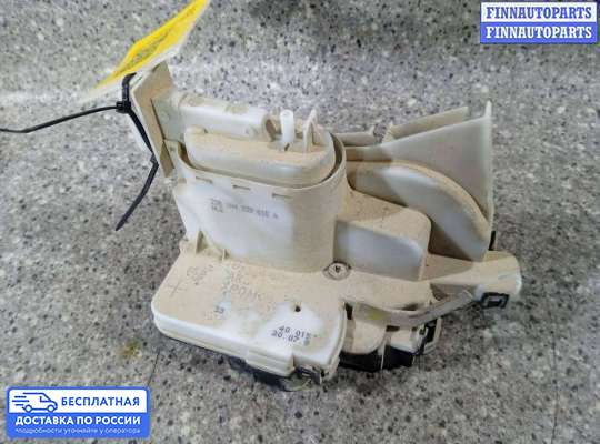 Замок боковой двери на Volkswagen Vento (1HX0)