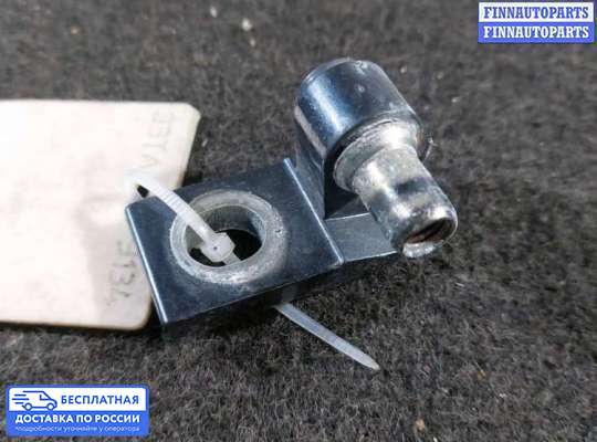 Петля двери на Volkswagen Passat B6 (3C)