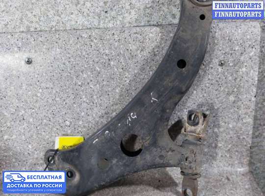 Рычаг подвески на Toyota Previa 2