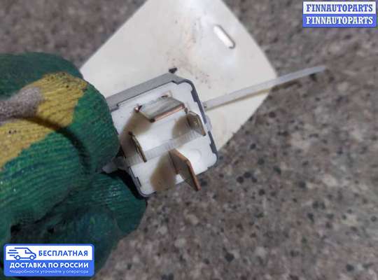 Реле прочее на Toyota Verso AR20