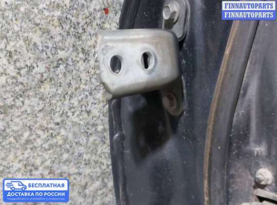 Петля двери на Toyota Auris I (E150)