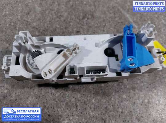 Блок управления печкой на Renault Scenic III
