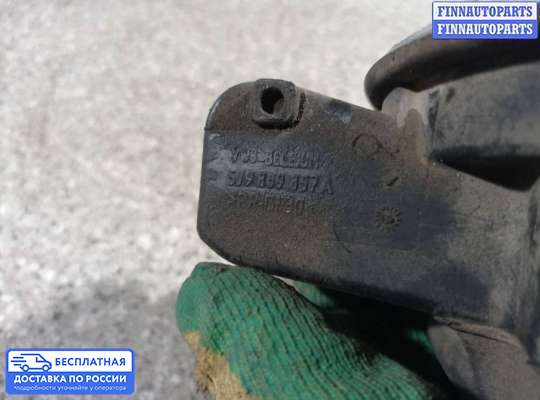 Лючок бензобака на Skoda Fabia II (5J)