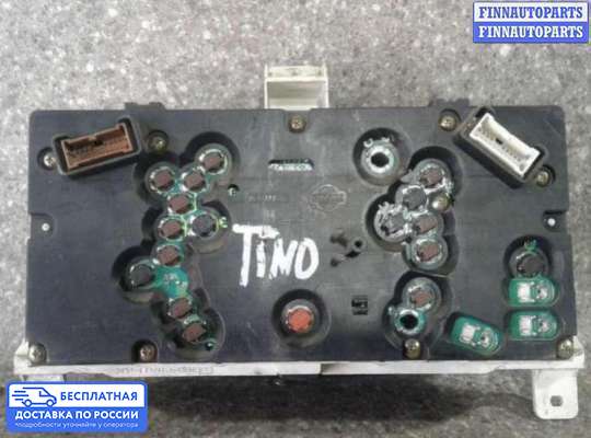 Щиток приборов на Nissan Tino V10