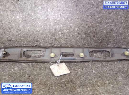 Планка подсветки номера на Honda Accord VII (CL)