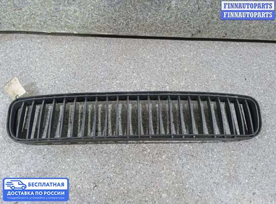 Решетка (заглушка) бампера на Skoda Fabia II (5J)