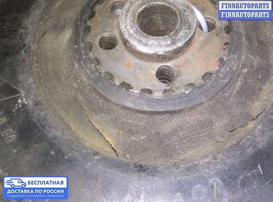 Шкив коленвала на Audi A6 (C4)