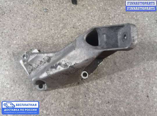 Кронштейн ДВС (лапа) на Audi A4 (8D, B5)