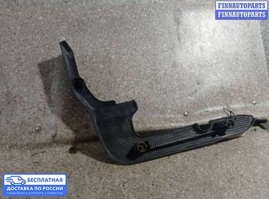 Крышка ДВС (декоративная) на Skoda Octavia Tour (1U, A4)