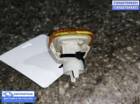 Повторитель поворота в крыло на Audi A3 (8L)