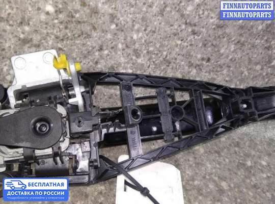 Ручка двери наружная на Opel Zafira B