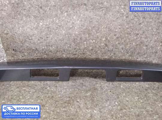 Планка подсветки номера на Nissan Almera II N16