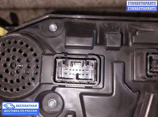 Щиток приборов на Toyota Avensis III (T270)