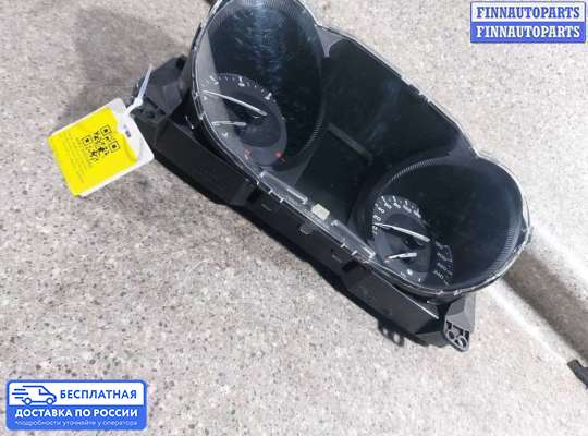 Щиток приборов на Toyota Avensis III (T270)